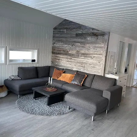 Aurora Woods Skjervøy