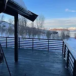 Aurora Woods Skjervoy
